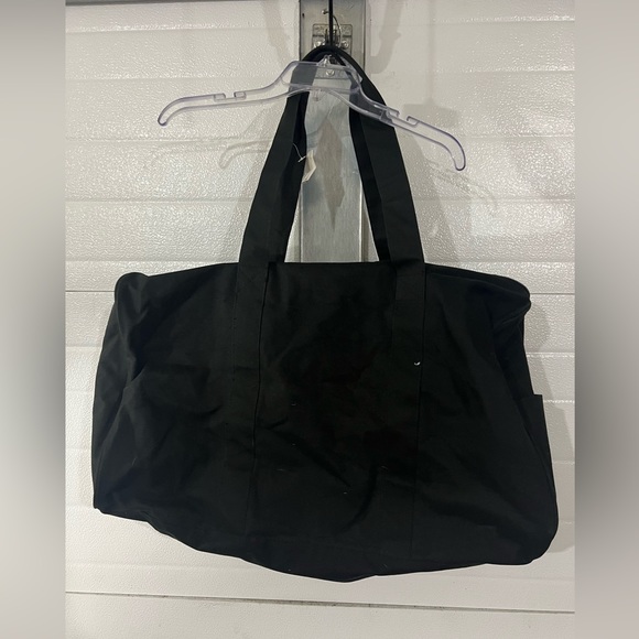 Nwt Elmo duffel bag sesame place - Picture 2 of 5